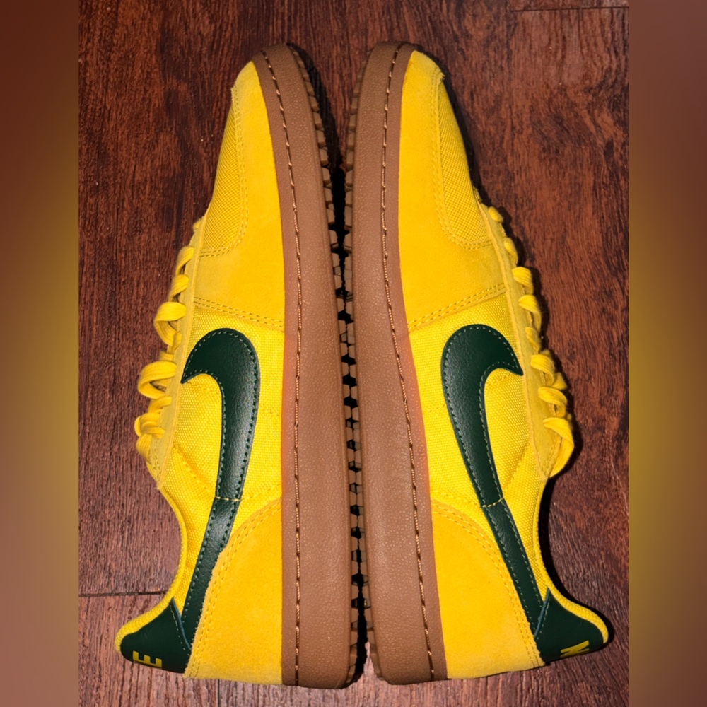 Nike 9.5 - Picture 12 of 14